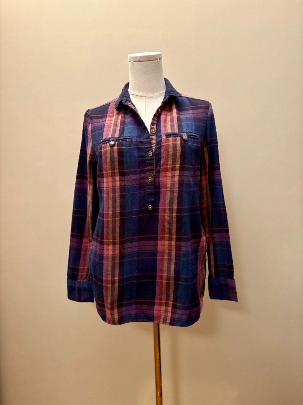 BDG Plaid Button-Up Shirt